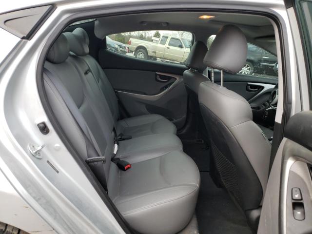 Photo 9 VIN: 5NPDH4AE7CH107002 - HYUNDAI ELANTRA GL 