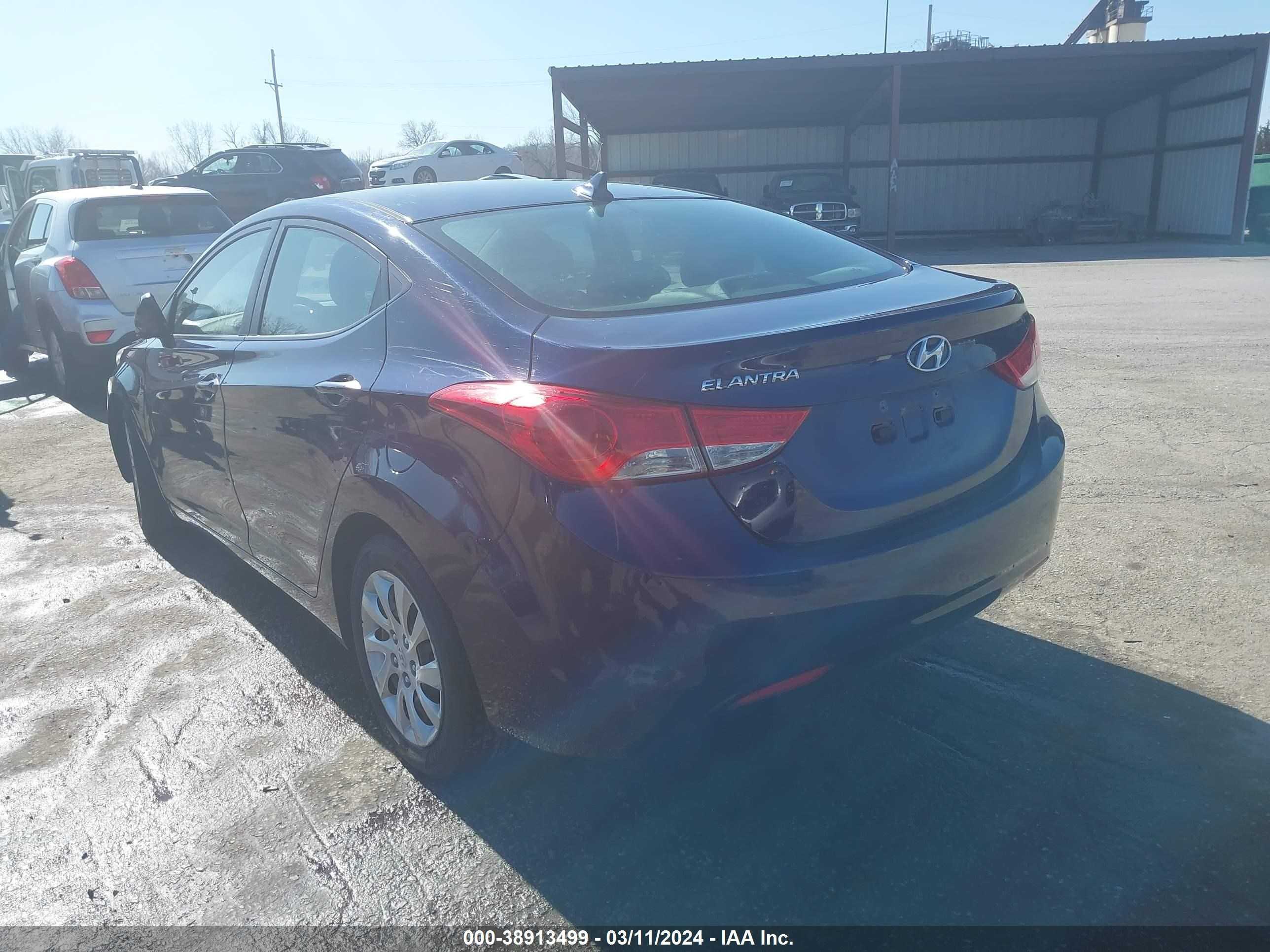 Photo 2 VIN: 5NPDH4AE7CH108859 - HYUNDAI ELANTRA 