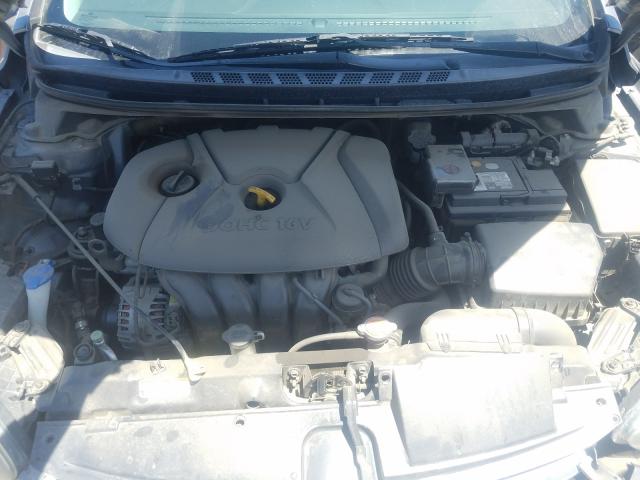 Photo 6 VIN: 5NPDH4AE7CH118131 - HYUNDAI ELANTRA GL 