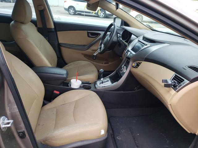 Photo 4 VIN: 5NPDH4AE7CH120090 - HYUNDAI ELANTRA GL 