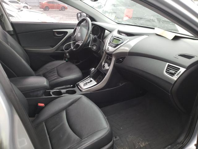 Photo 4 VIN: 5NPDH4AE7CH125533 - HYUNDAI ELANTRA GL 