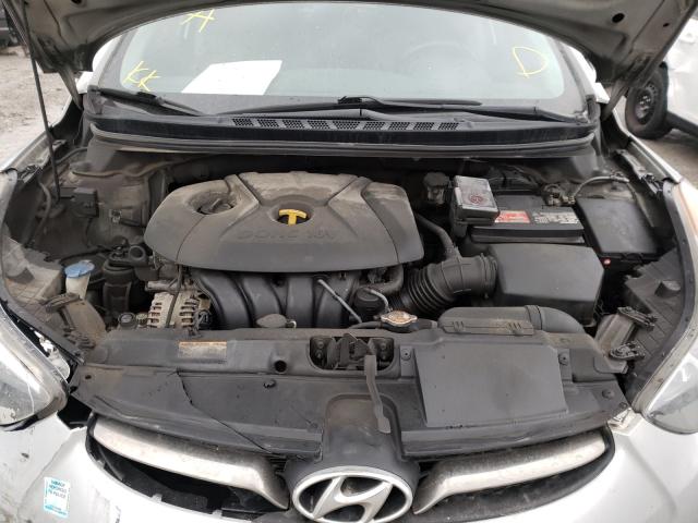 Photo 6 VIN: 5NPDH4AE7CH125533 - HYUNDAI ELANTRA GL 