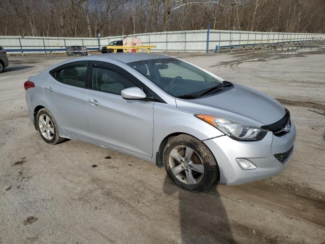 Photo 3 VIN: 5NPDH4AE7CH135897 - HYUNDAI ELANTRA GL 