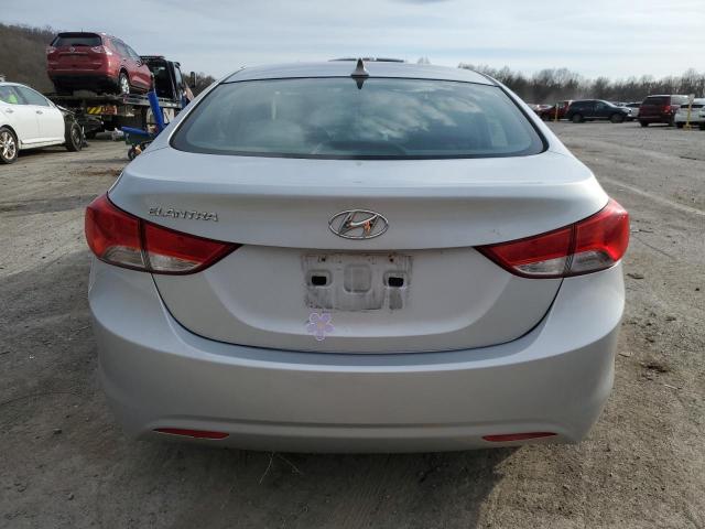 Photo 5 VIN: 5NPDH4AE7CH135897 - HYUNDAI ELANTRA GL 