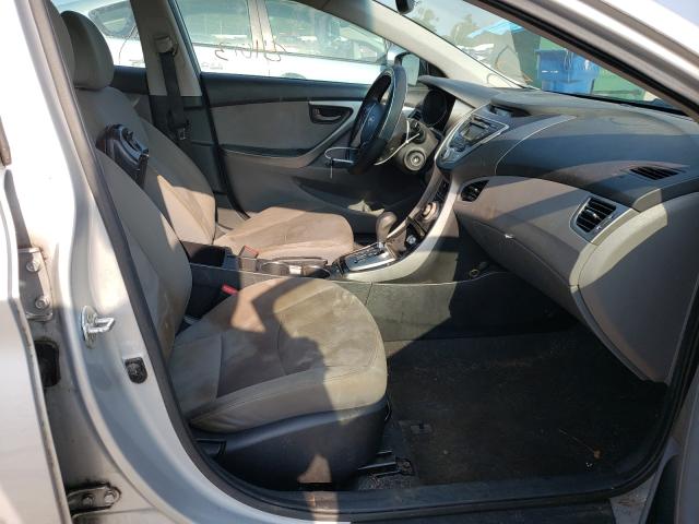 Photo 4 VIN: 5NPDH4AE7CH150884 - HYUNDAI ELANTRA GL 