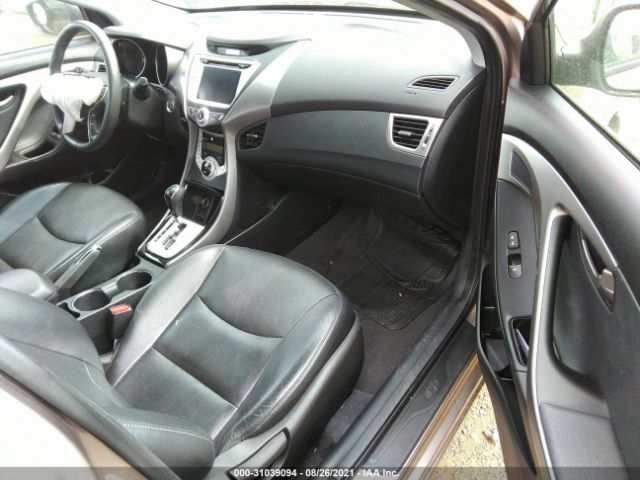 Photo 4 VIN: 5NPDH4AE7DH157965 - HYUNDAI ELANTRA 