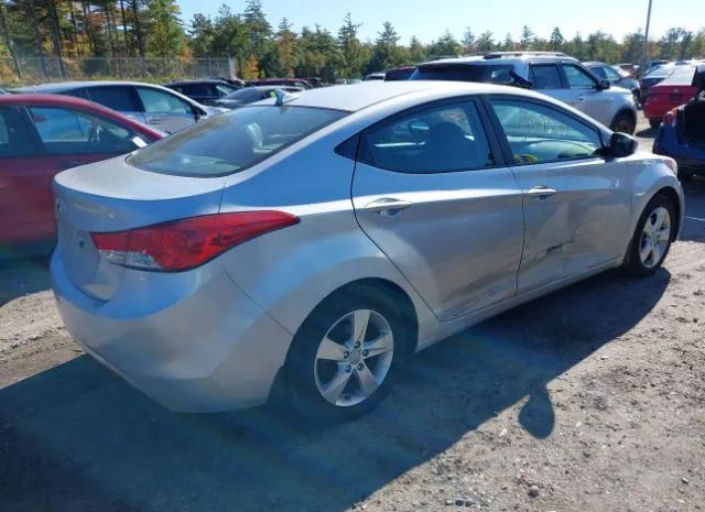 Photo 3 VIN: 5NPDH4AE7DH169856 - HYUNDAI ELANTRA 