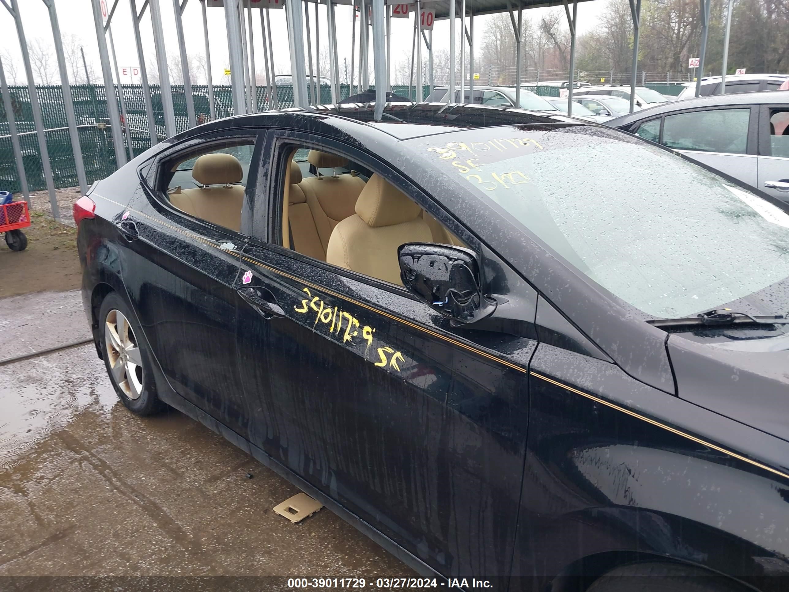 Photo 15 VIN: 5NPDH4AE7DH179755 - HYUNDAI ELANTRA 