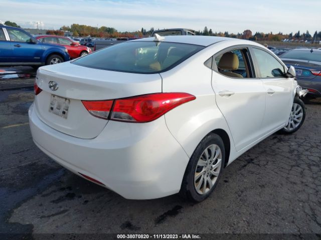 Photo 3 VIN: 5NPDH4AE7DH181666 - HYUNDAI ELANTRA 