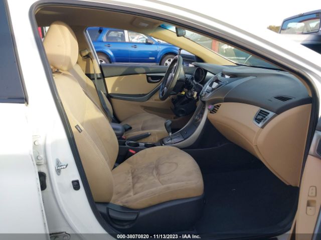 Photo 4 VIN: 5NPDH4AE7DH181666 - HYUNDAI ELANTRA 