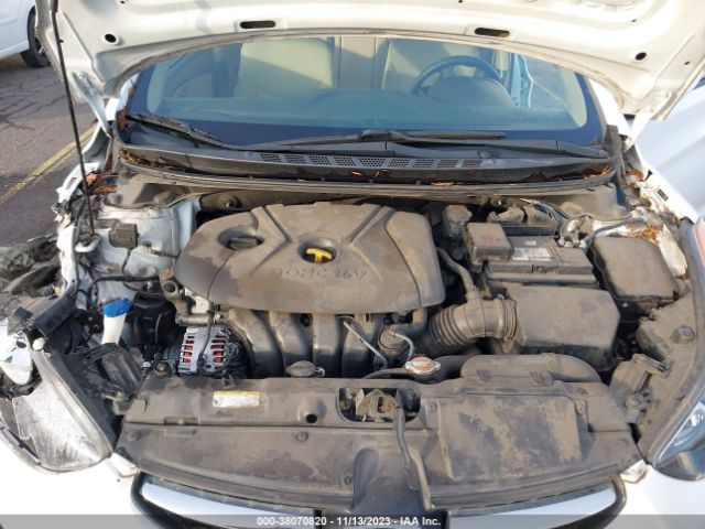 Photo 9 VIN: 5NPDH4AE7DH181666 - HYUNDAI ELANTRA 