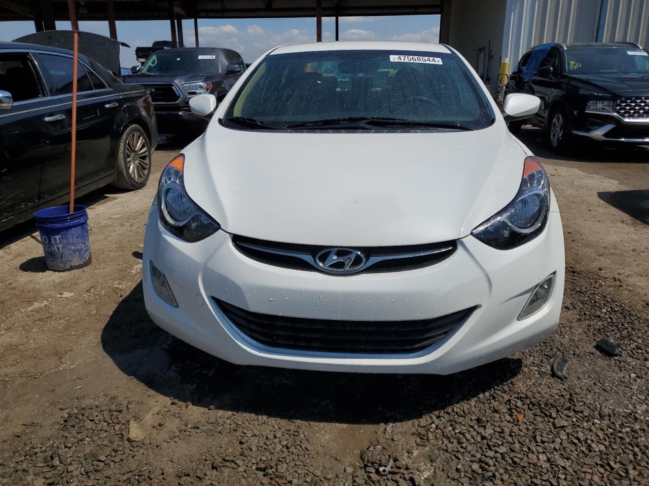 Photo 4 VIN: 5NPDH4AE7DH182784 - HYUNDAI ELANTRA 