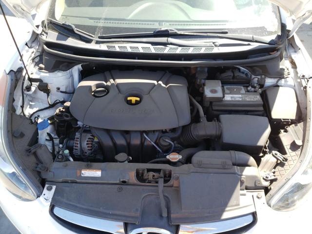 Photo 6 VIN: 5NPDH4AE7DH186897 - HYUNDAI ELANTRA 