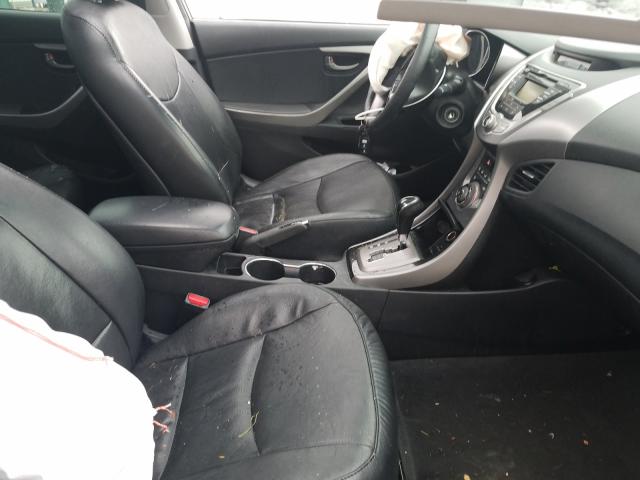 Photo 4 VIN: 5NPDH4AE7DH188388 - HYUNDAI ELANTRA GL 