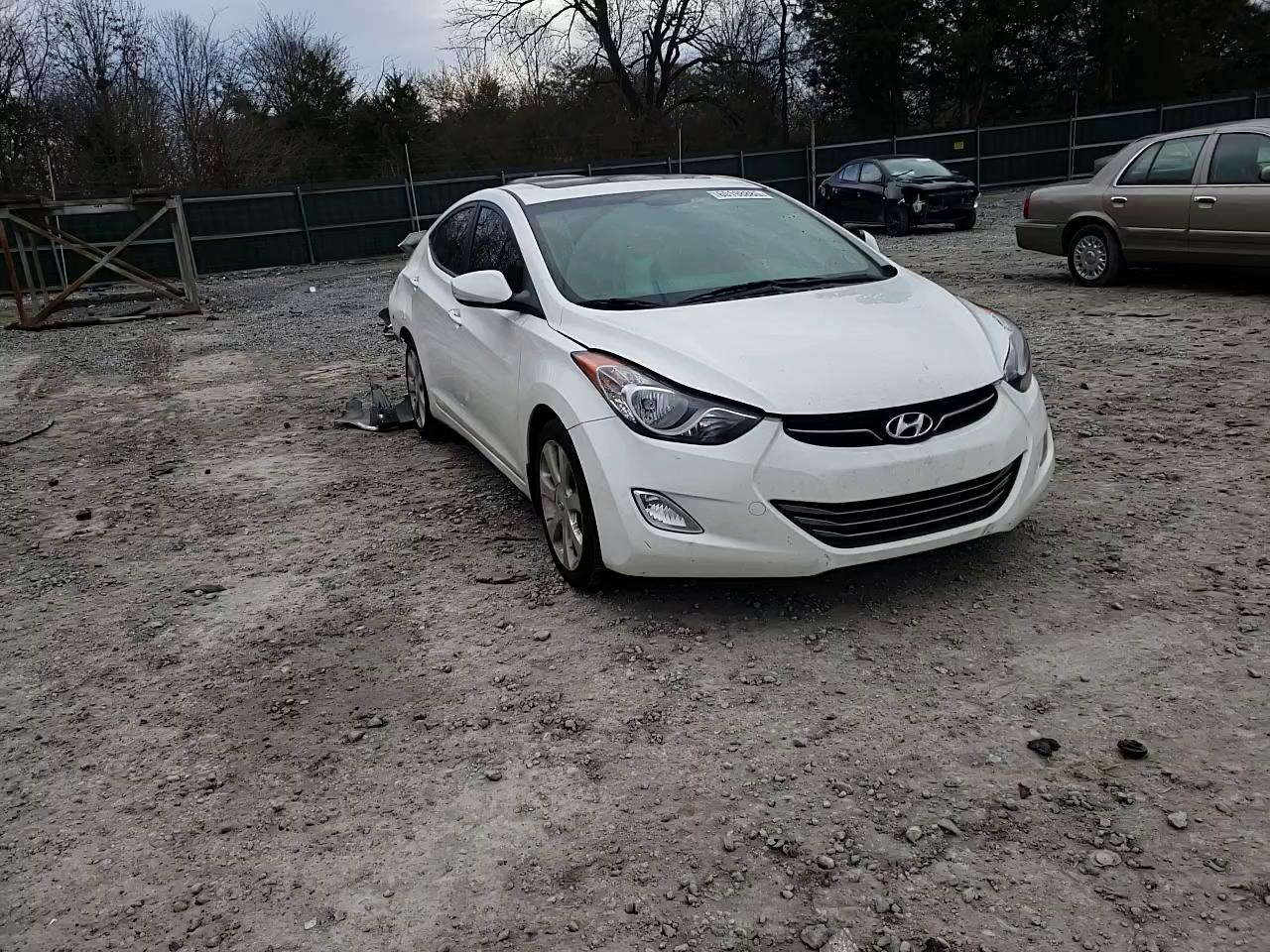 Photo 10 VIN: 5NPDH4AE7DH193316 - HYUNDAI ELANTRA GL 