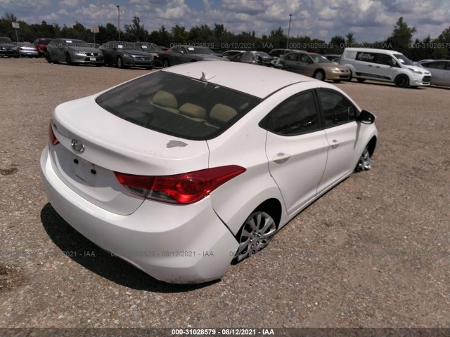 Photo 3 VIN: 5NPDH4AE7DH205769 - HYUNDAI ELANTRA 