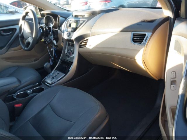 Photo 4 VIN: 5NPDH4AE7DH211121 - HYUNDAI ELANTRA 