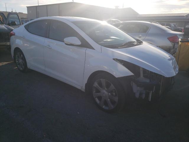 Photo 3 VIN: 5NPDH4AE7DH253157 - HYUNDAI ELANTRA 