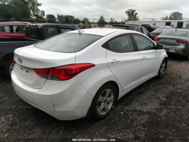 Photo 3 VIN: 5NPDH4AE7DH255622 - HYUNDAI ELANTRA 