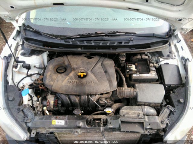 Photo 9 VIN: 5NPDH4AE7DH255622 - HYUNDAI ELANTRA 