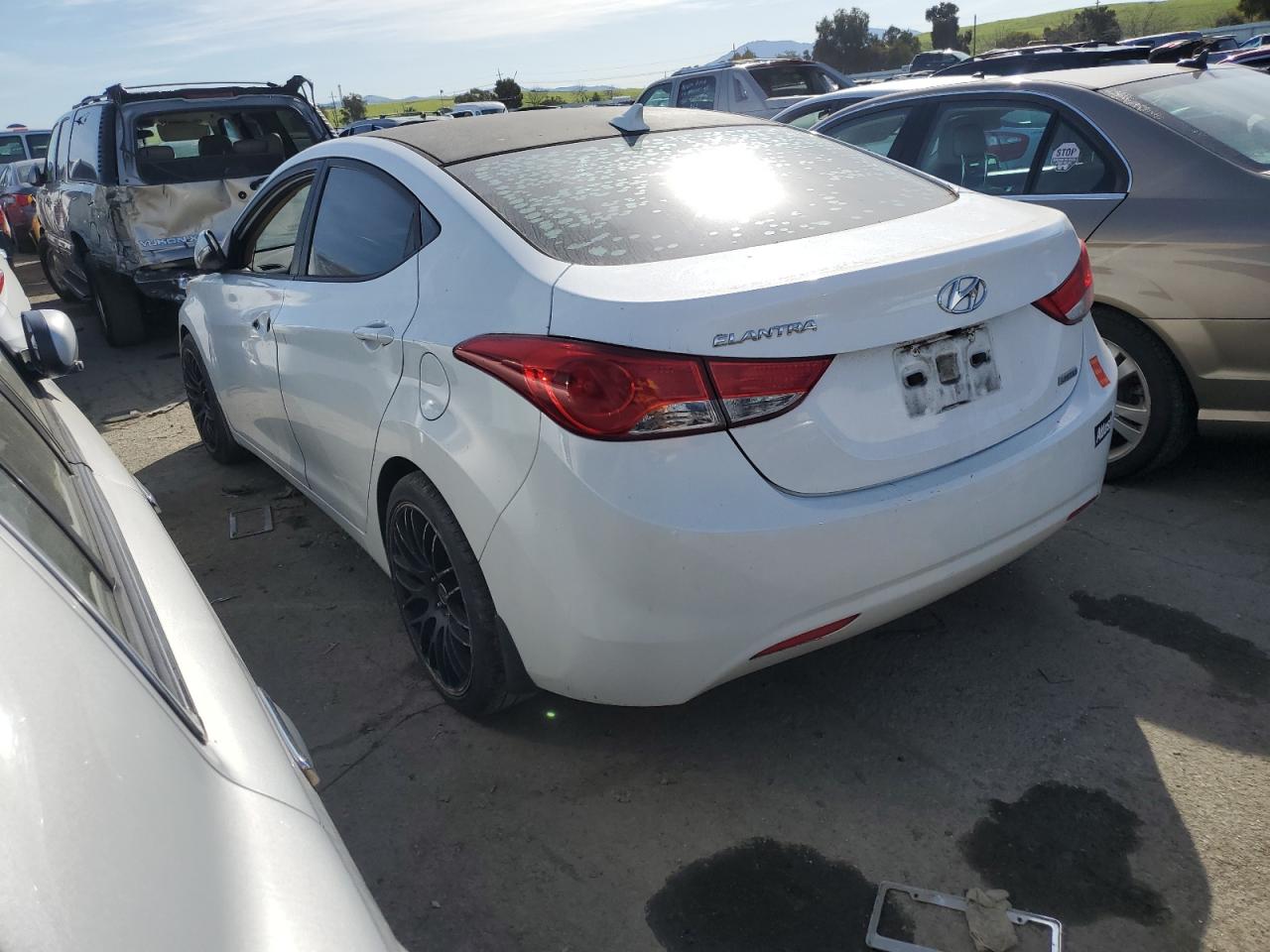 Photo 1 VIN: 5NPDH4AE7DH265177 - HYUNDAI ELANTRA 