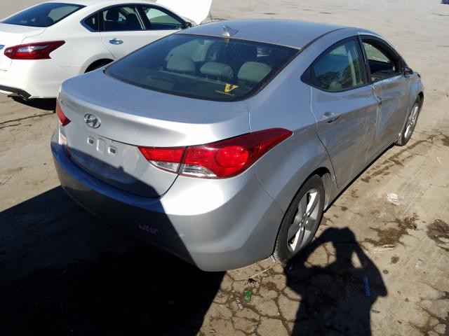 Photo 3 VIN: 5NPDH4AE7DH266457 - HYUNDAI ELANTRA GL 