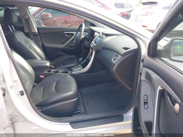 Photo 4 VIN: 5NPDH4AE7DH267348 - HYUNDAI ELANTRA 