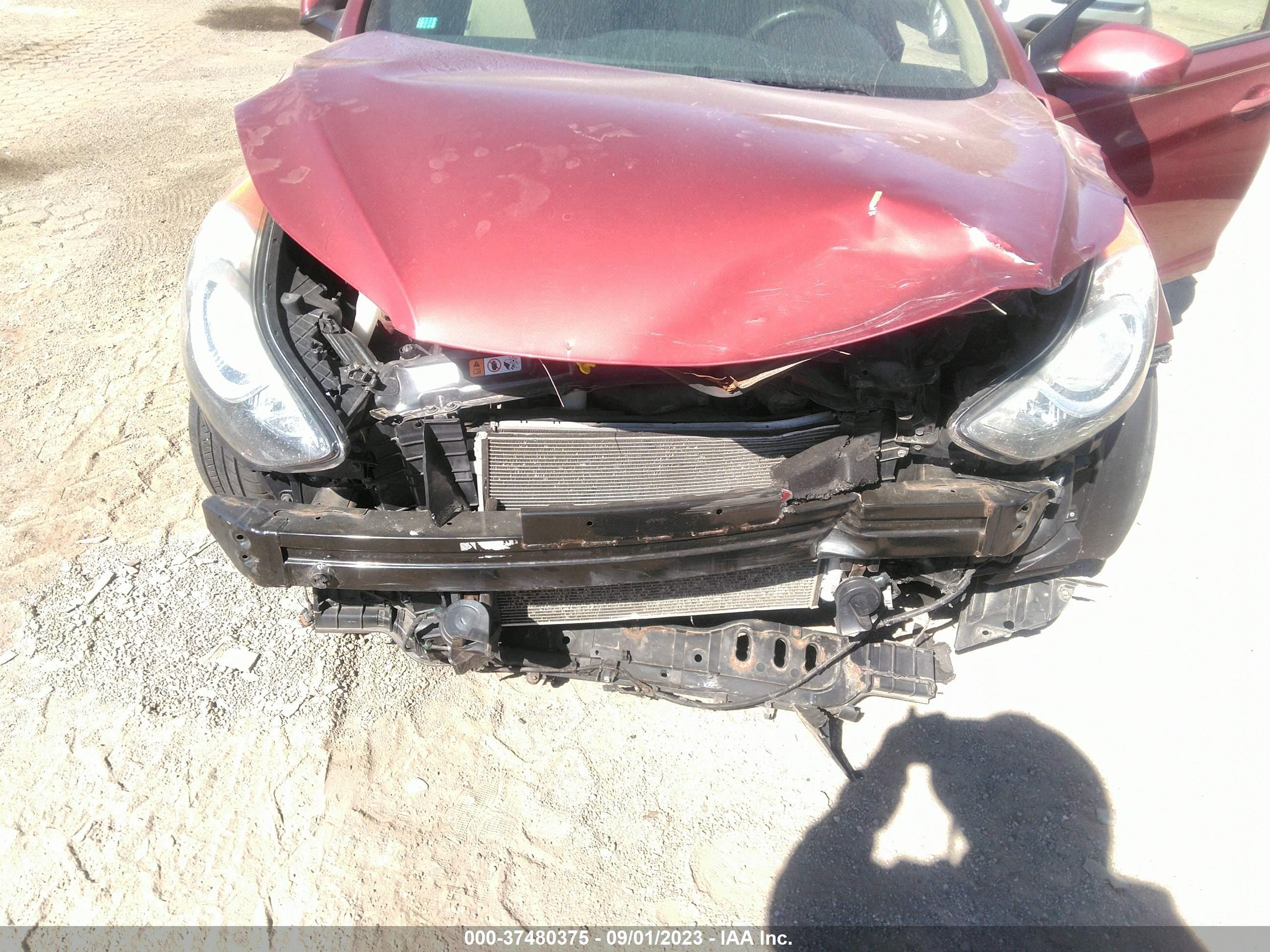 Photo 5 VIN: 5NPDH4AE7DH272405 - HYUNDAI ELANTRA 