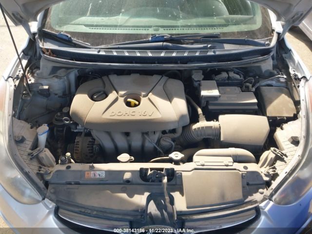 Photo 9 VIN: 5NPDH4AE7DH274204 - HYUNDAI ELANTRA 