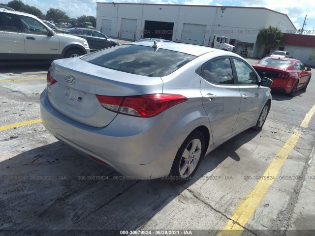 Photo 3 VIN: 5NPDH4AE7DH284134 - HYUNDAI ELANTRA 