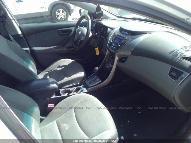 Photo 4 VIN: 5NPDH4AE7DH284134 - HYUNDAI ELANTRA 