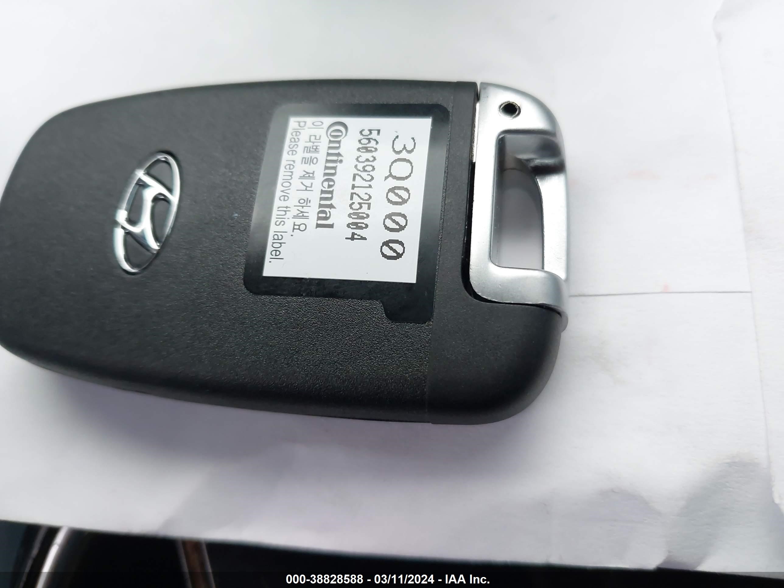 Photo 10 VIN: 5NPDH4AE7DH294100 - HYUNDAI ELANTRA 