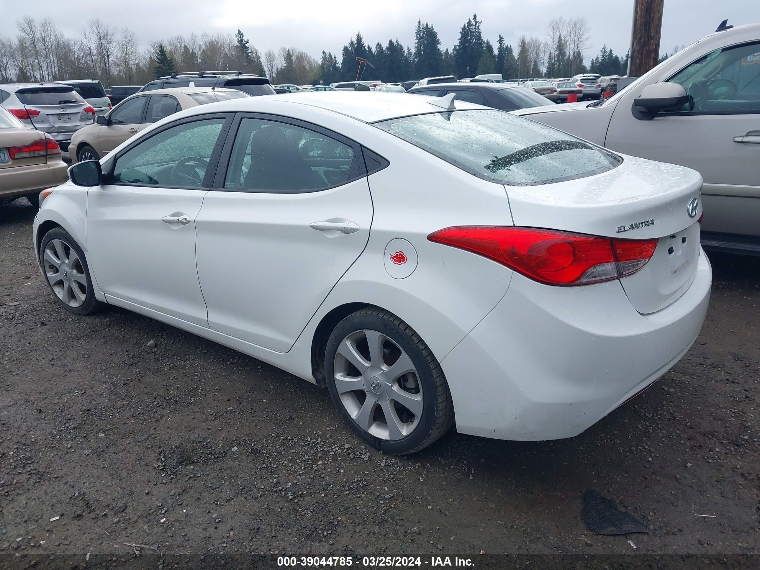 Photo 2 VIN: 5NPDH4AE7DH296834 - HYUNDAI ELANTRA 