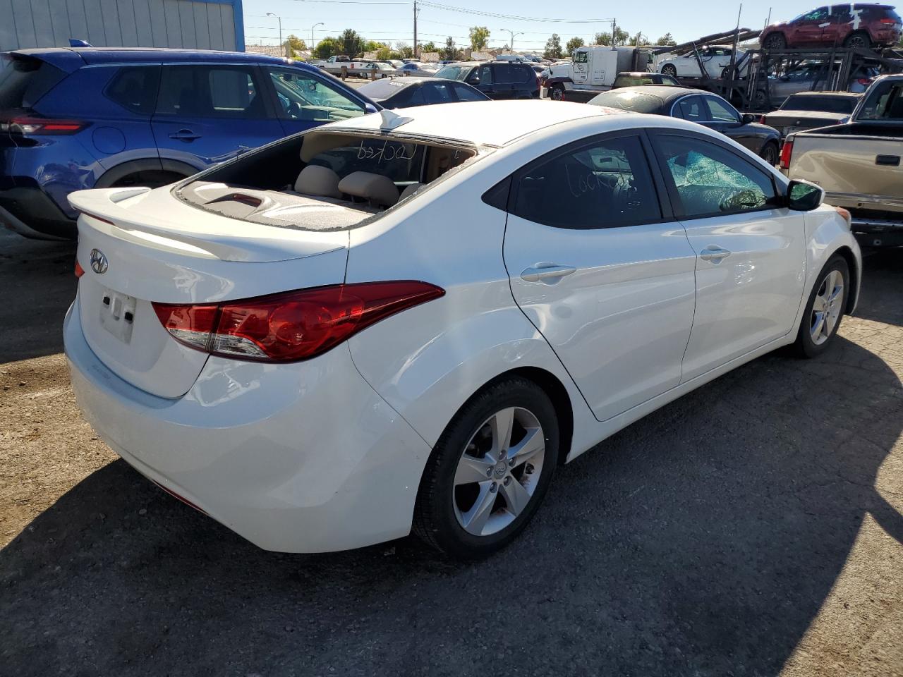 Photo 2 VIN: 5NPDH4AE7DH309002 - HYUNDAI ELANTRA 