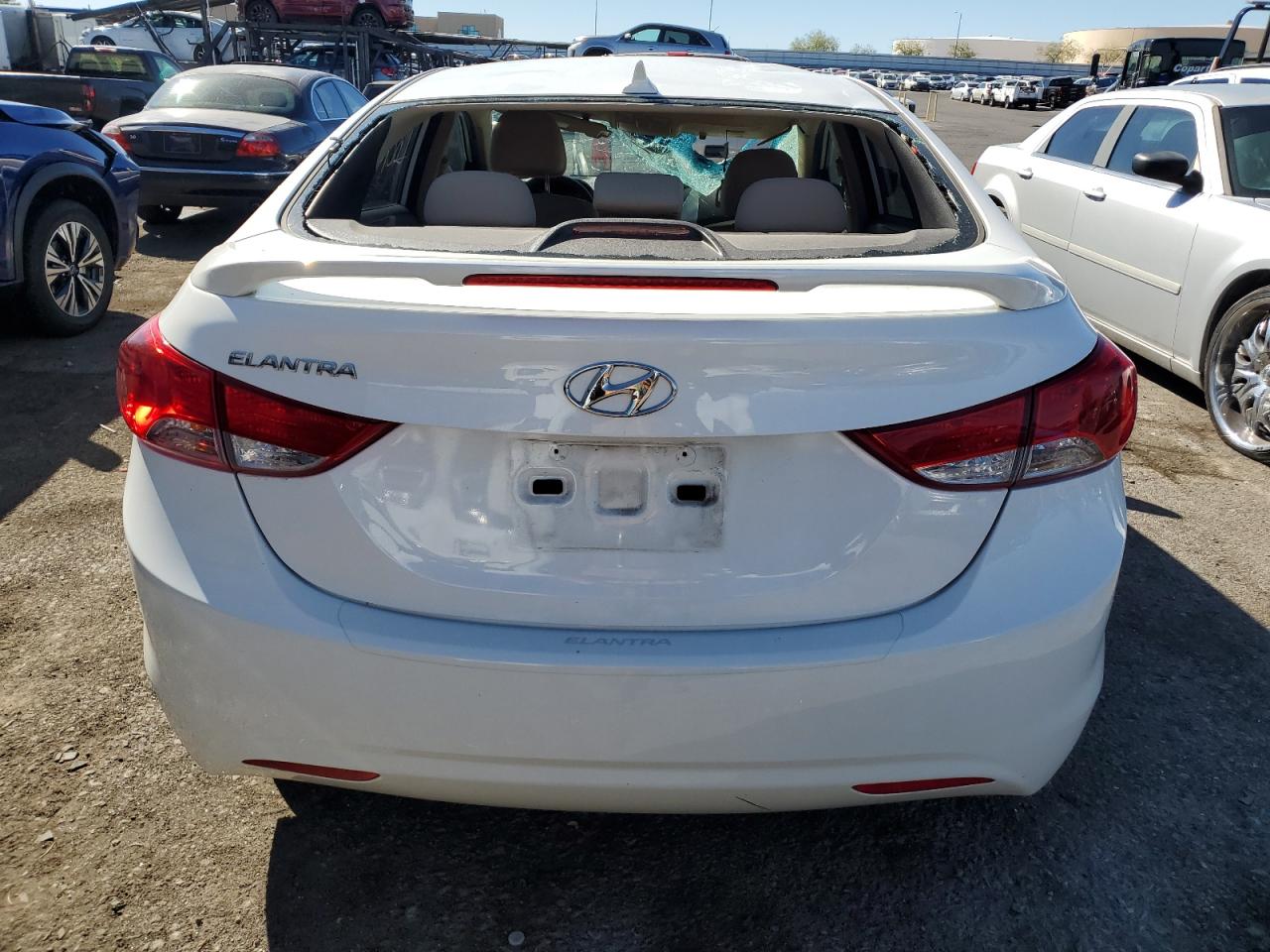 Photo 5 VIN: 5NPDH4AE7DH309002 - HYUNDAI ELANTRA 