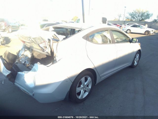 Photo 3 VIN: 5NPDH4AE7DH309601 - HYUNDAI ELANTRA 