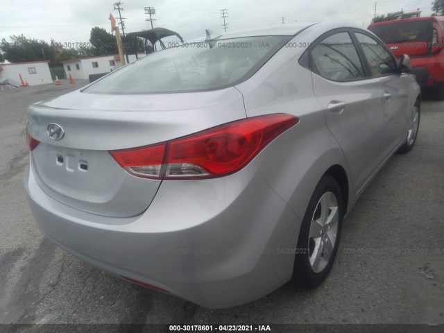 Photo 3 VIN: 5NPDH4AE7DH314779 - HYUNDAI ELANTRA 