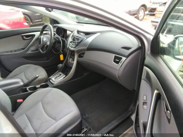 Photo 4 VIN: 5NPDH4AE7DH316189 - HYUNDAI ELANTRA 