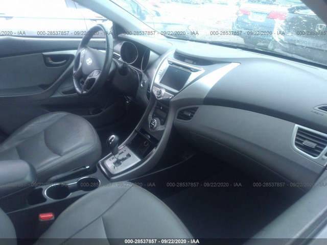 Photo 4 VIN: 5NPDH4AE7DH323174 - HYUNDAI ELANTRA 