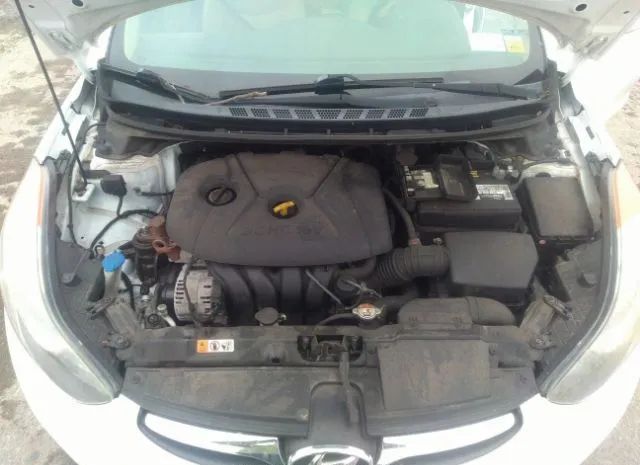 Photo 9 VIN: 5NPDH4AE7DH324020 - HYUNDAI ELANTRA 