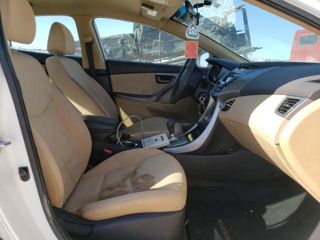 Photo 4 VIN: 5NPDH4AE7DH334241 - HYUNDAI ELANTRA GL 