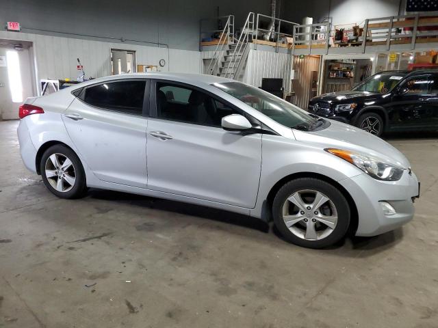 Photo 3 VIN: 5NPDH4AE7DH335325 - HYUNDAI ELANTRA GL 