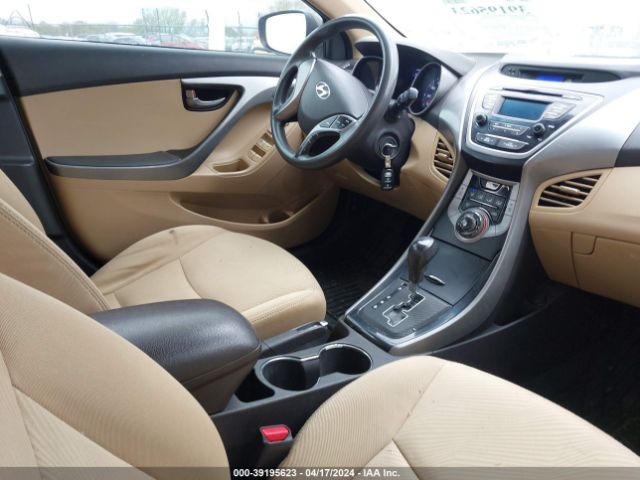 Photo 4 VIN: 5NPDH4AE7DH359169 - HYUNDAI ELANTRA 