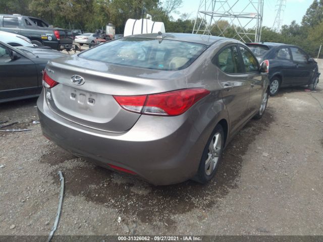 Photo 3 VIN: 5NPDH4AE7DH367675 - HYUNDAI ELANTRA 