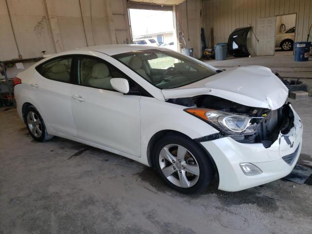 Photo 3 VIN: 5NPDH4AE7DH380927 - HYUNDAI ELANTRA 