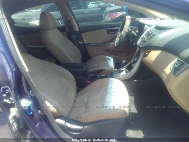 Photo 4 VIN: 5NPDH4AE7DH384136 - HYUNDAI ELANTRA 