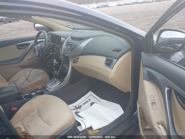 Photo 4 VIN: 5NPDH4AE7DH392351 - HYUNDAI ELANTRA 