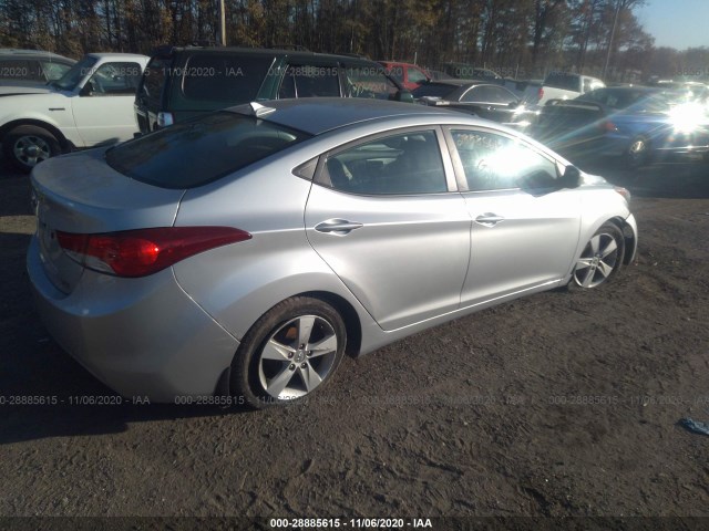 Photo 3 VIN: 5NPDH4AE7DH396593 - HYUNDAI ELANTRA 