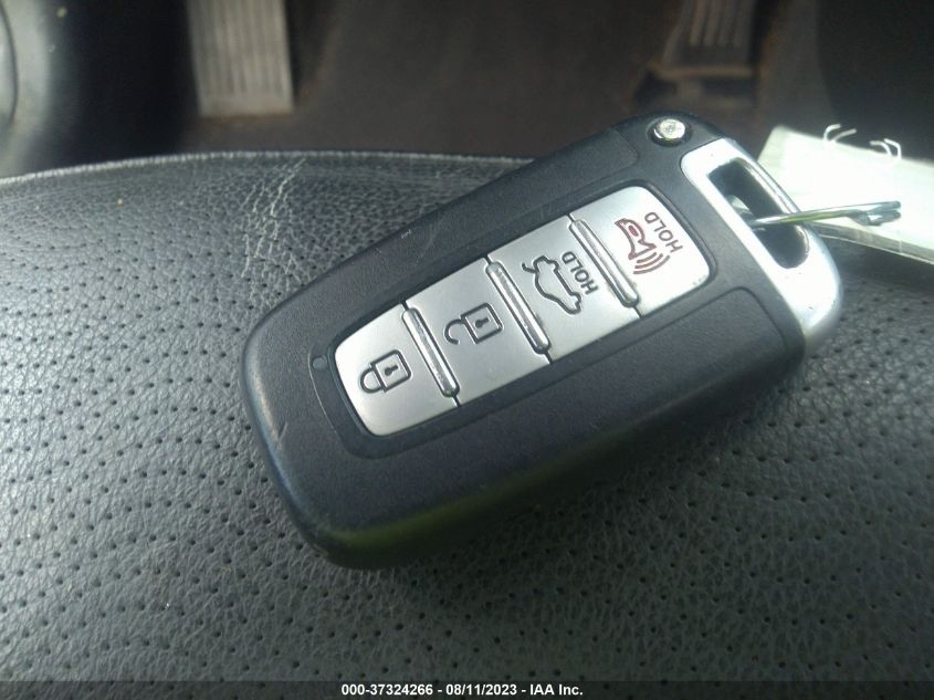 Photo 10 VIN: 5NPDH4AE7DH403297 - HYUNDAI ELANTRA 