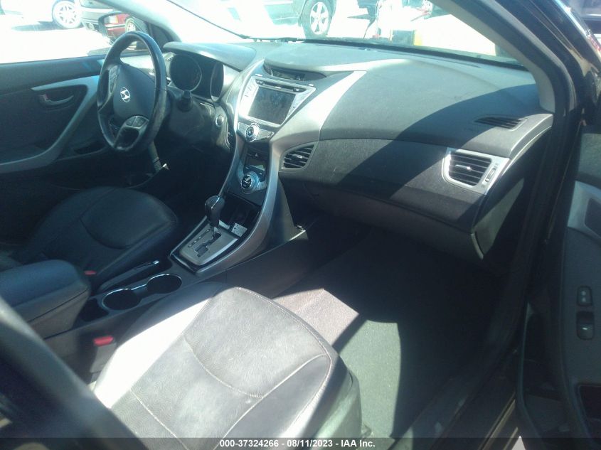 Photo 4 VIN: 5NPDH4AE7DH403297 - HYUNDAI ELANTRA 